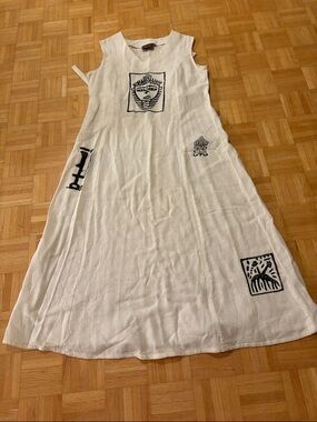 Meadow Lane. White Sleeveless Maxi Dress with Brown Graphic Accents NWOT